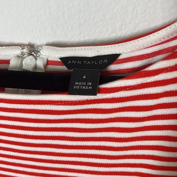 Ann Taylor Red Striped Puff Sleeve Dress Size 4 Stretchy Fit - Picture 7 of 11